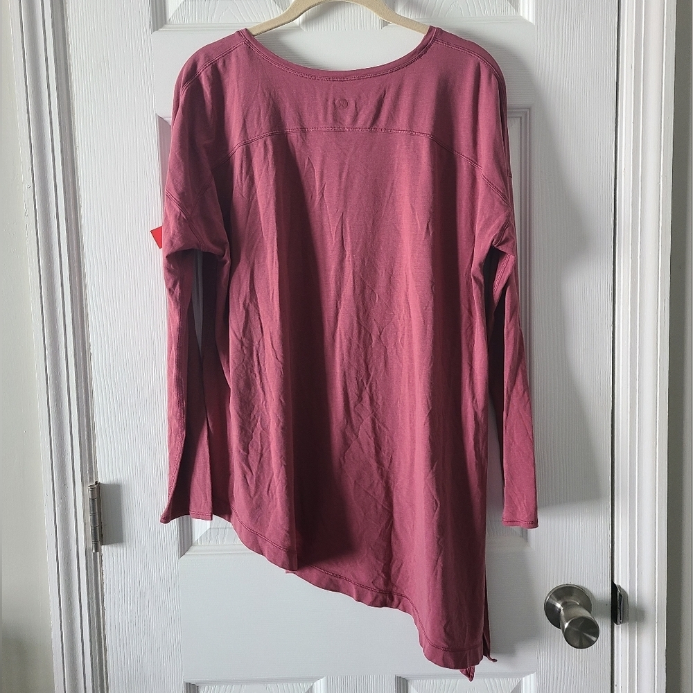 Lululemon To The Point Long Sleeve Top - Picture 2 of 7